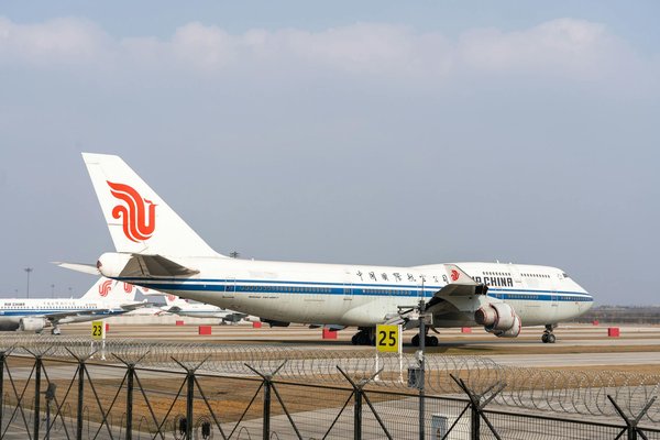 Où pratiquer le snorkeling au milieu des raies manta à Hawaii ?